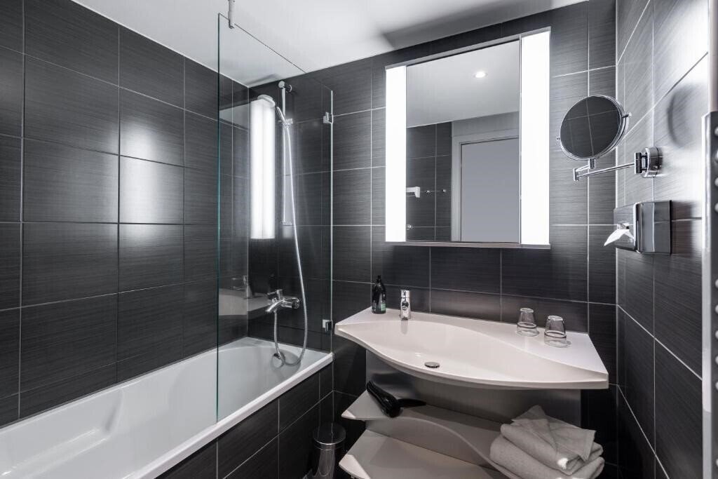 Изображение Adagio Aparthotel Berlin Kurfurstendamm 4*