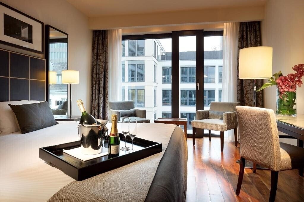 Фото Eurostars Berlin Hotel 5*