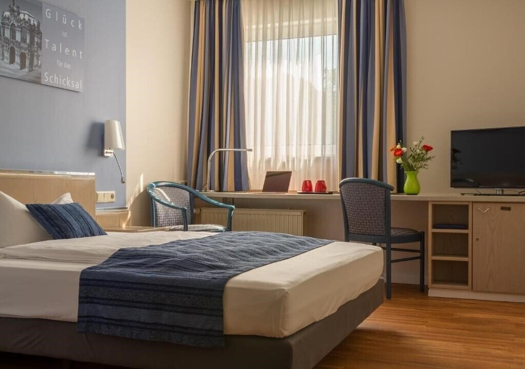 Отель Hotel Novalis Dresden 3*