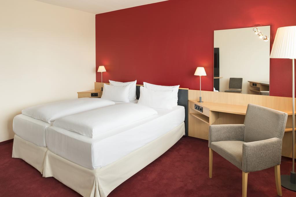 Картинка Nh Dresden Neustadt 4*