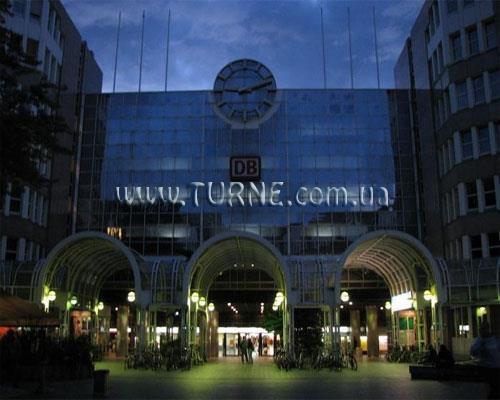 Изображение A&O Dusseldorf Hauptbahnhof 2*