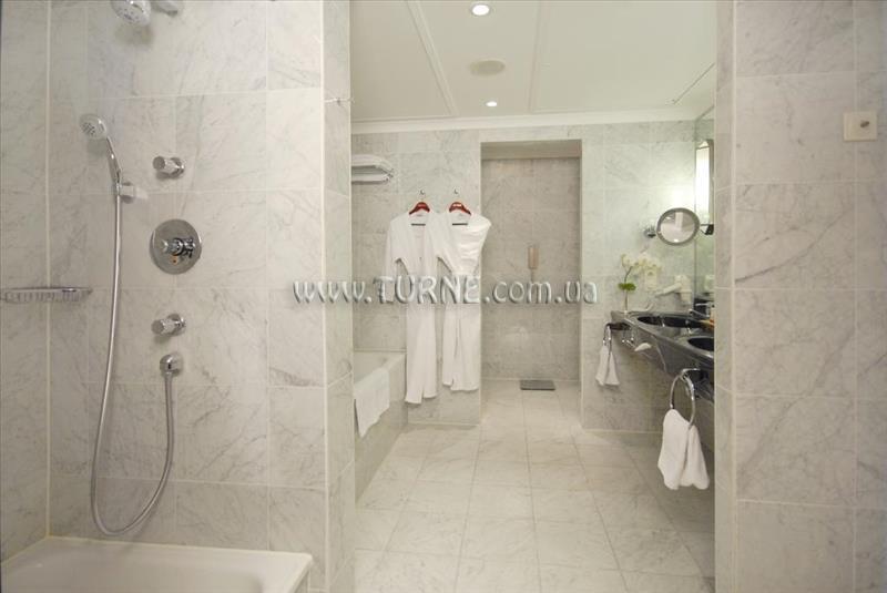 Отель Steigenberger Bad Homburg 5*