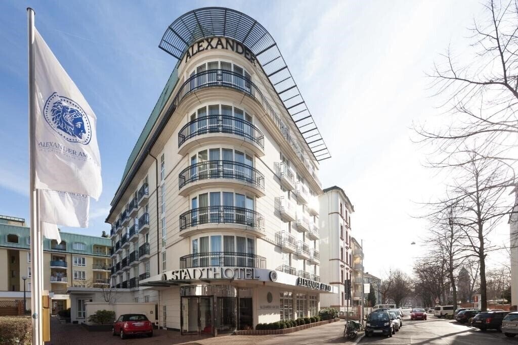 Отель Alexander Am Zoo 3*