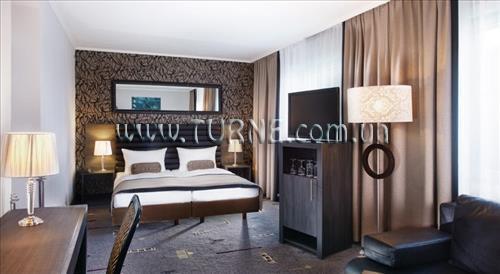 Отель Wyndham Garden Hamburg City Centre Berliner Tor 4*