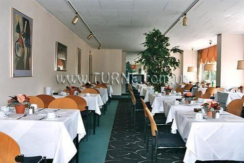 Отель Hotel Graf Moltke 3*