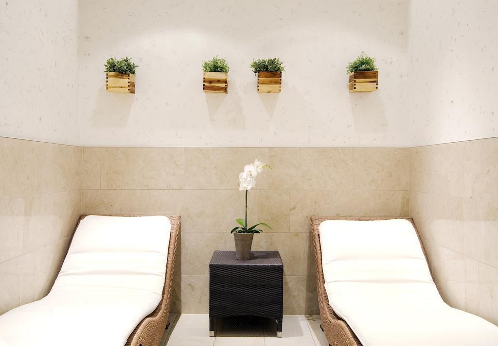 Картинка Holiday Inn Hamburg 4*