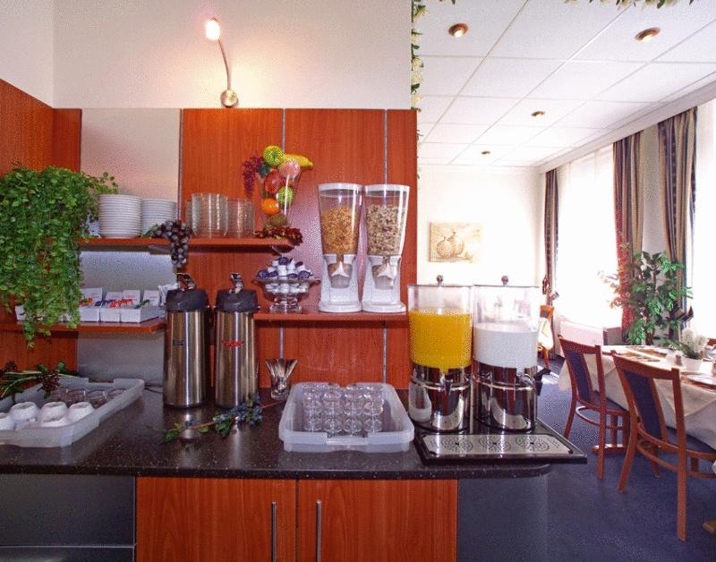 Изображение Lumen Am Hauptbahnhof 3*