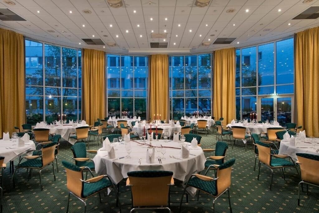 Изображение Wyndham Hannover Atrium 4*