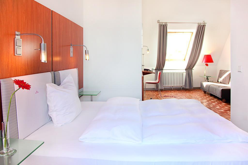 Картинка Hopper Et Cetera 3*