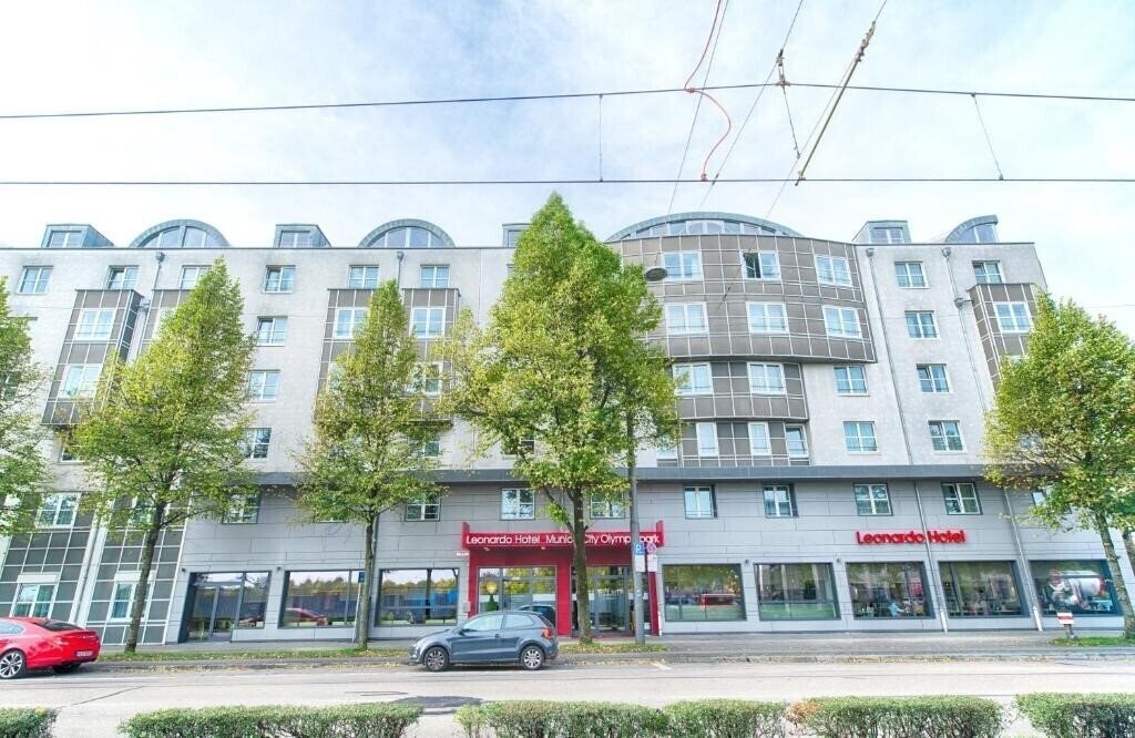 Отель Leonardo Hotel Munich City Olympiapark 3*