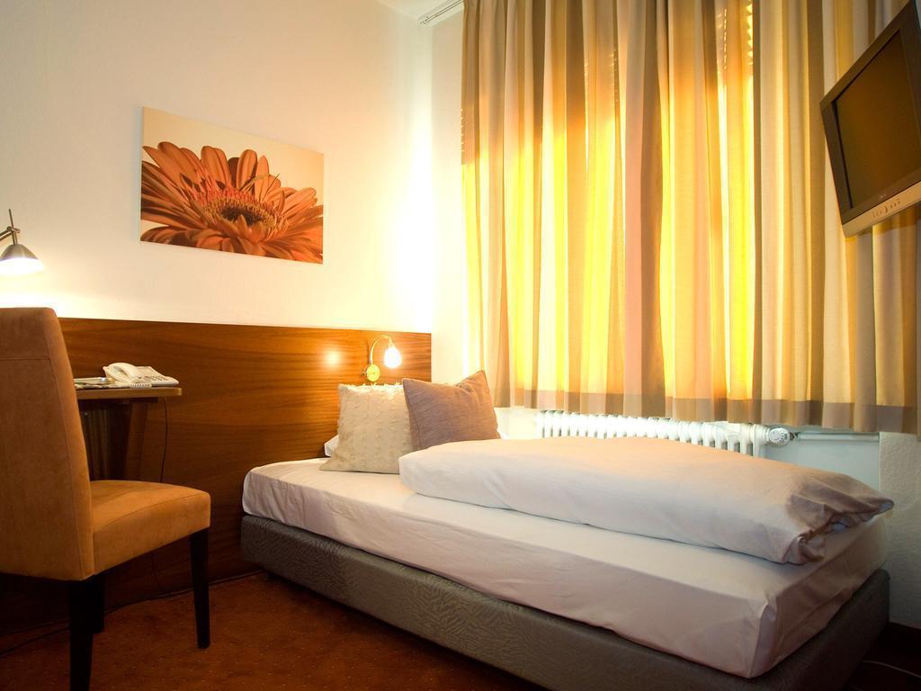 Картинка Dolomit 2*