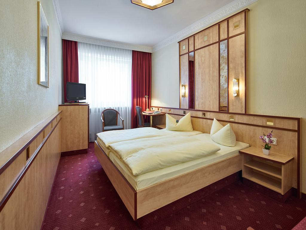Отель Alfa City Center 3*