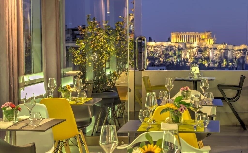 Отель Polis Grand 4*
