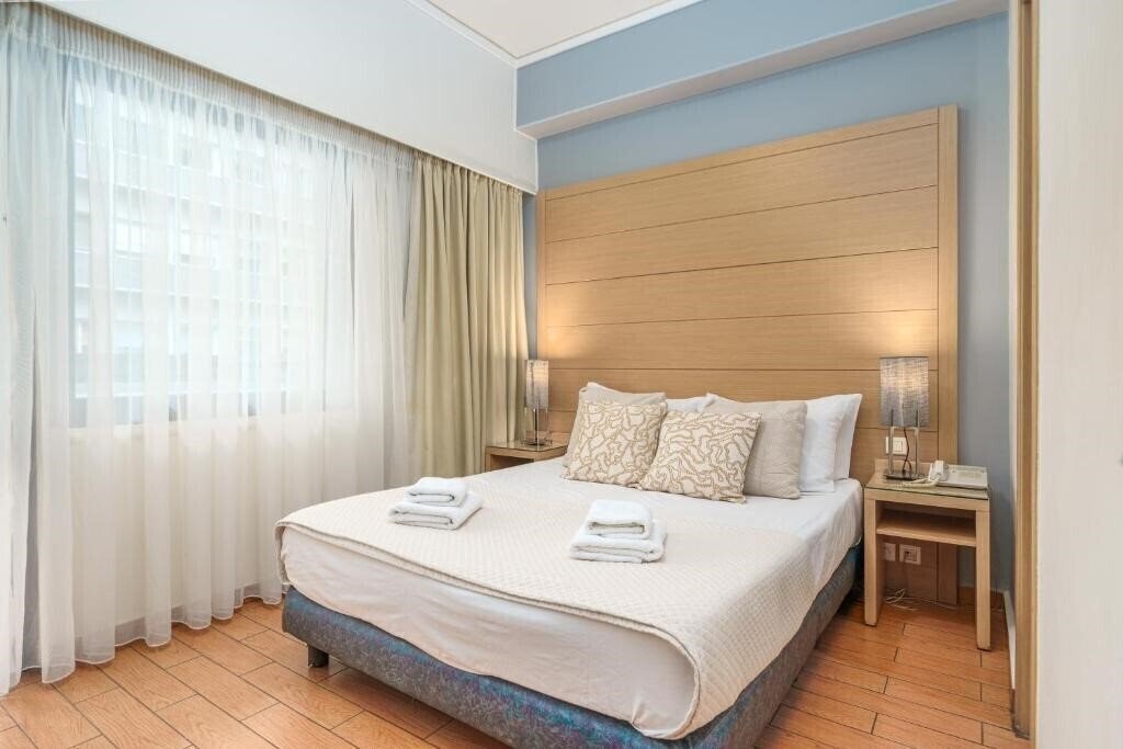 Картинка Parnon 3*