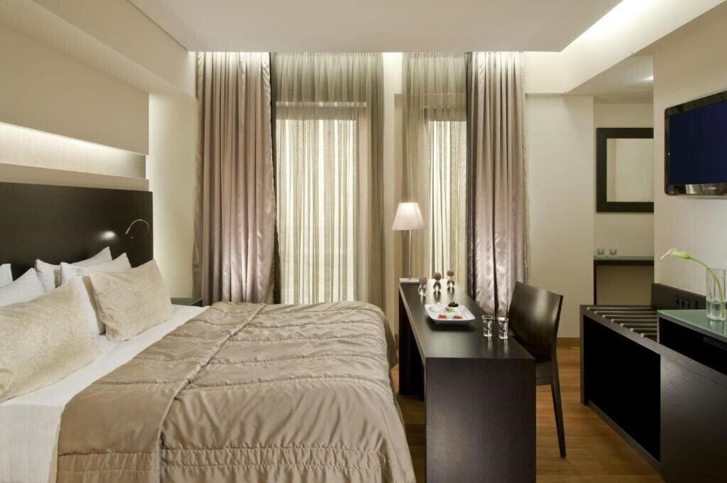Картинка Ochre & Brown Boutique Hotel 4*