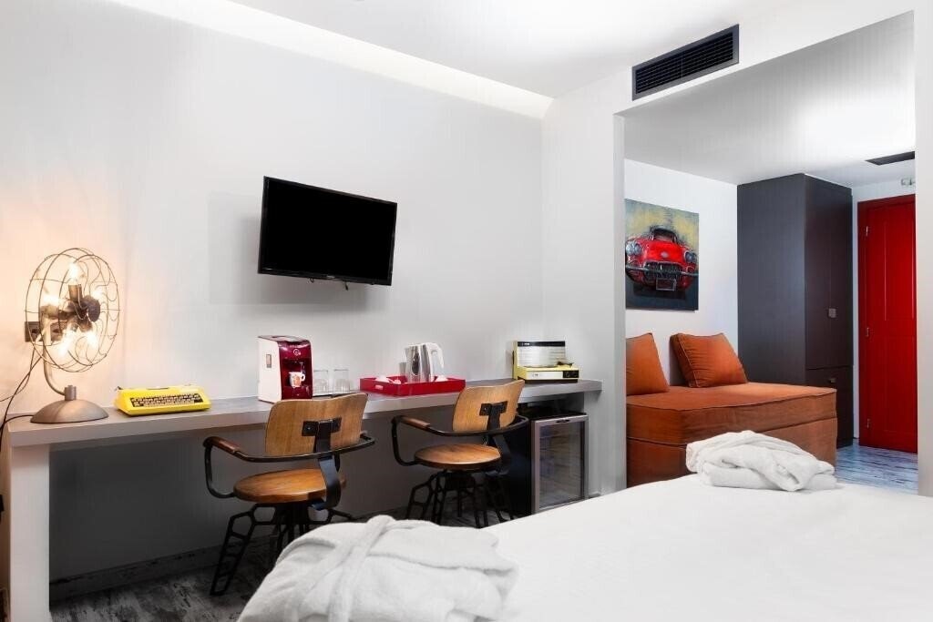 Изображение 36O Degrees 3*