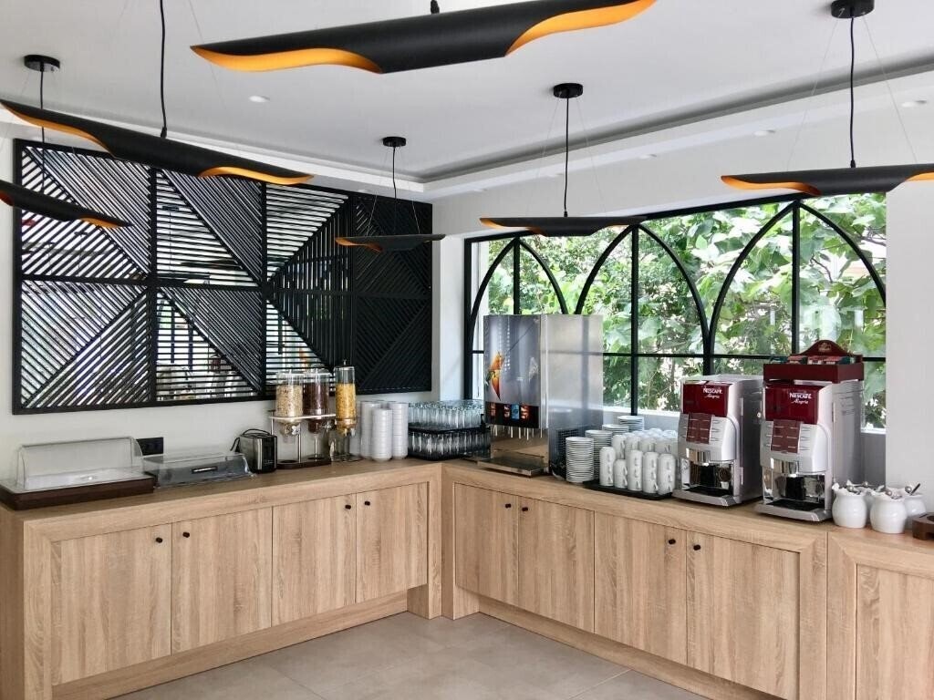 Изображение Athens Coast 4*