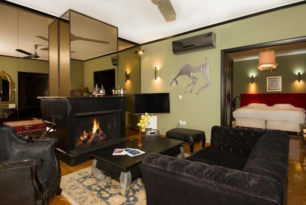 Фото Andromeda Suites 4*