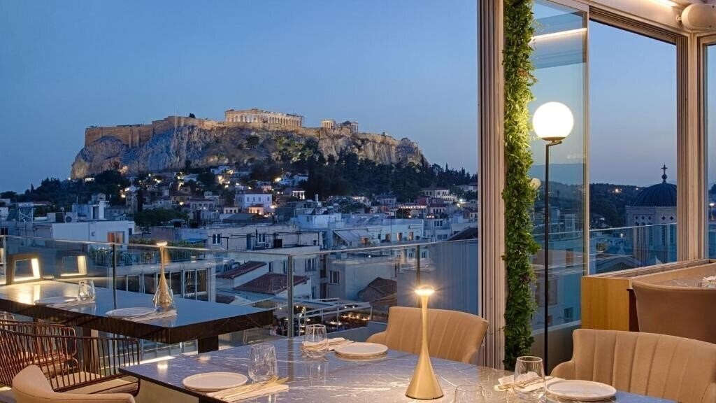 Отель Elia Ermou 4*