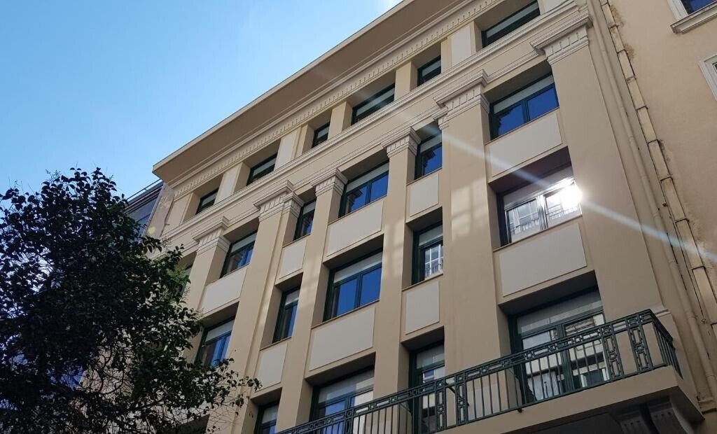 Отель Klepsydra Urban Suites 4*