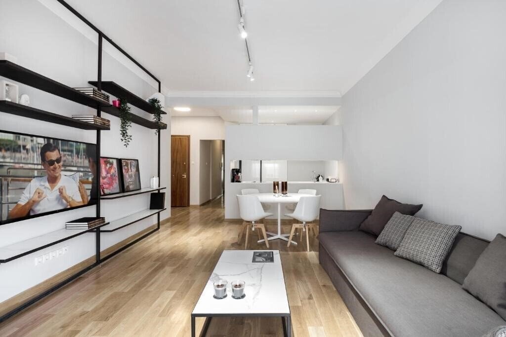 Отель Kolonaki Square Apartment 4*