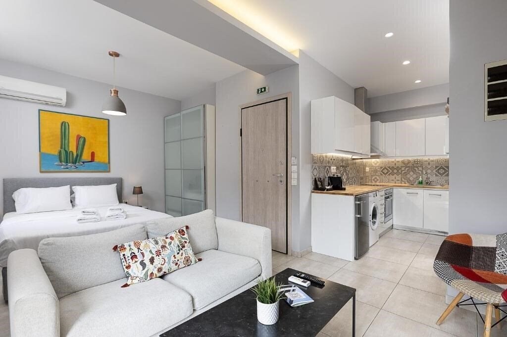 Отель Omnia Pagrati Apartments 5*