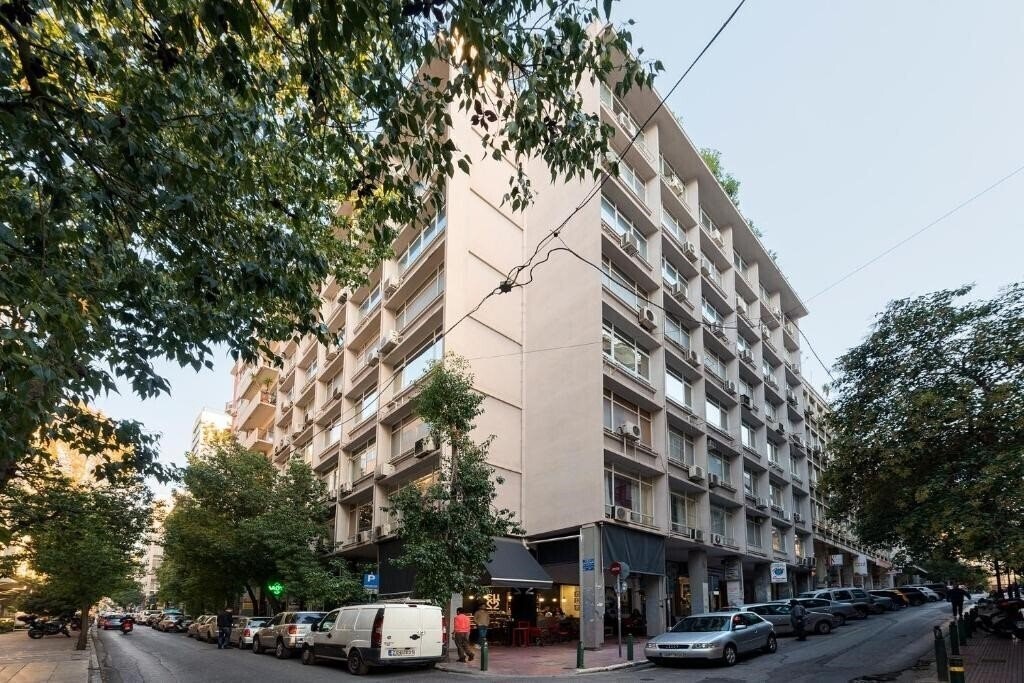 Отель Kin Athens 3*