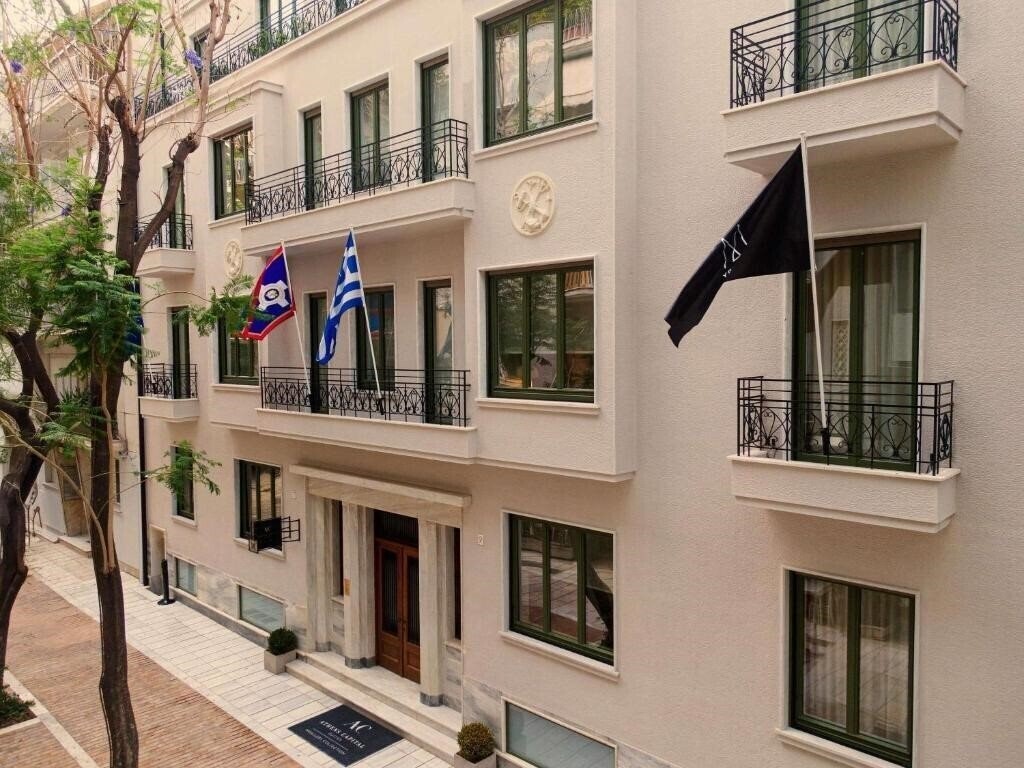 Отель Athens Capital Suites MGallery Collection 5*