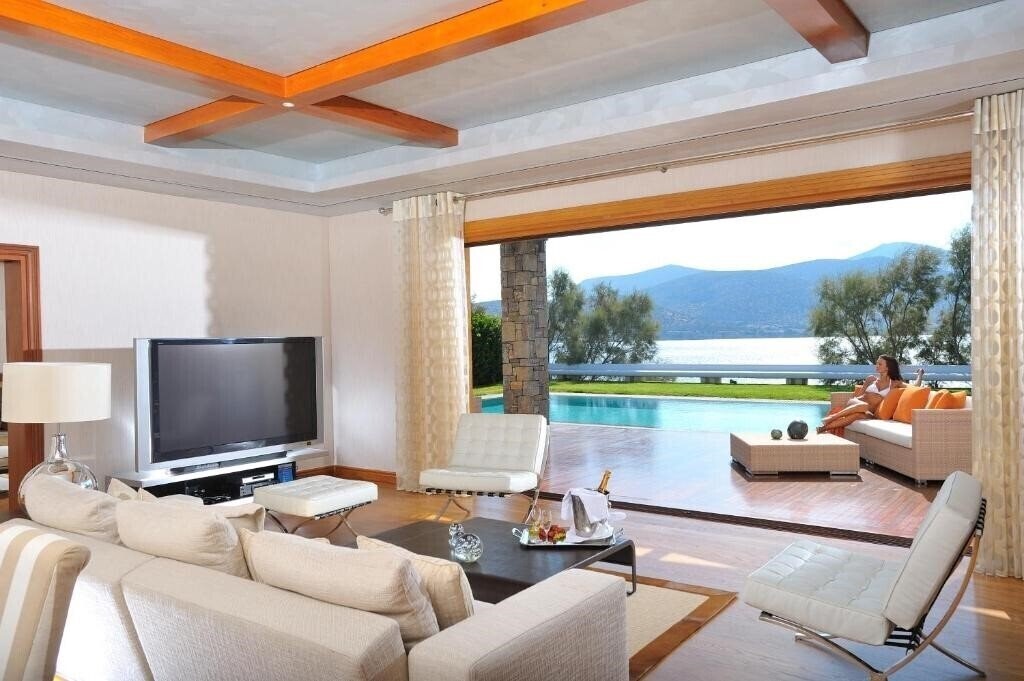 Картинка Grand Resort Lagonissi 5*