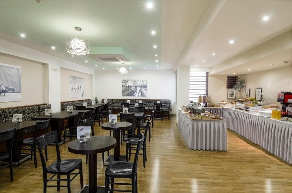 Фотография Hermes Hotel Athens 3*