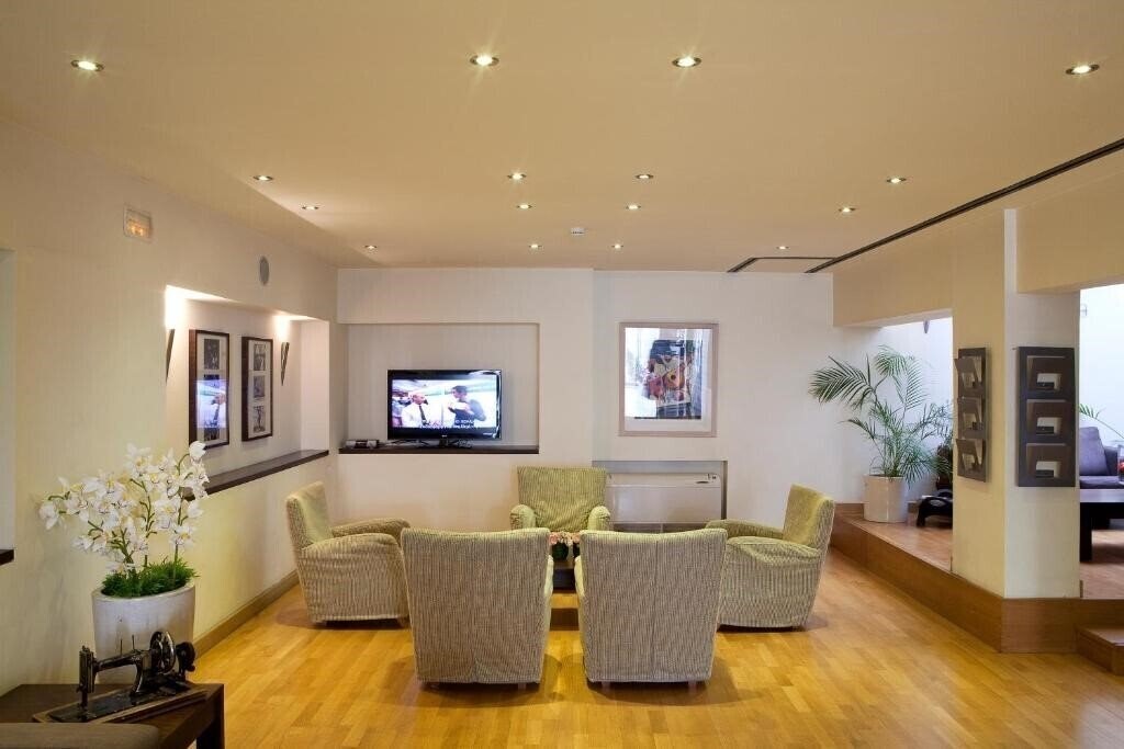 Изображение Hermes Hotel Athens 3*