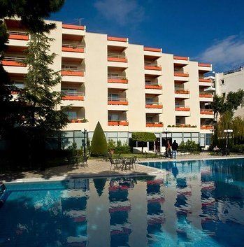 Отель Oasis Hotel Apartments 4*
