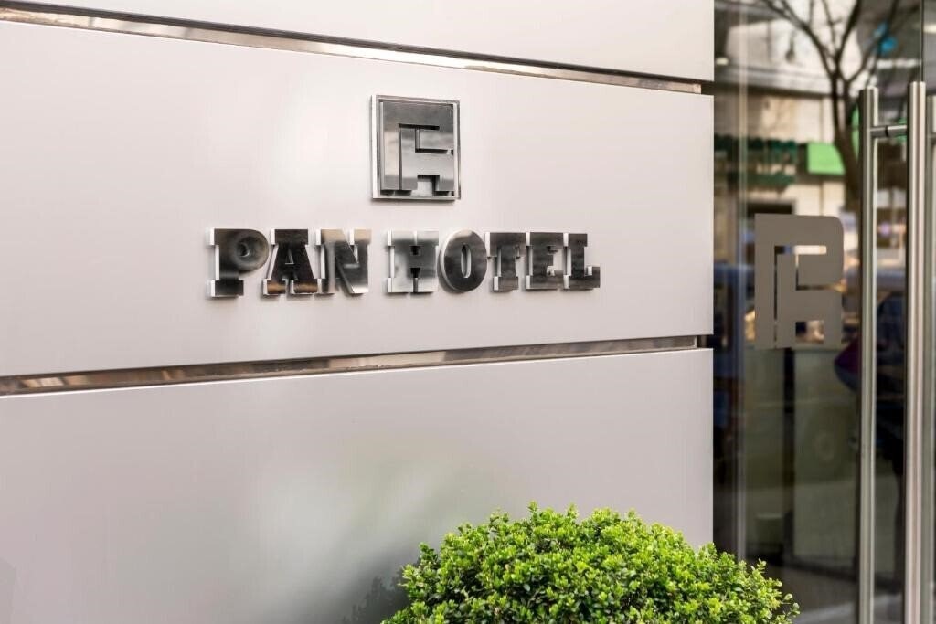 Отель Pan Hotel 3*