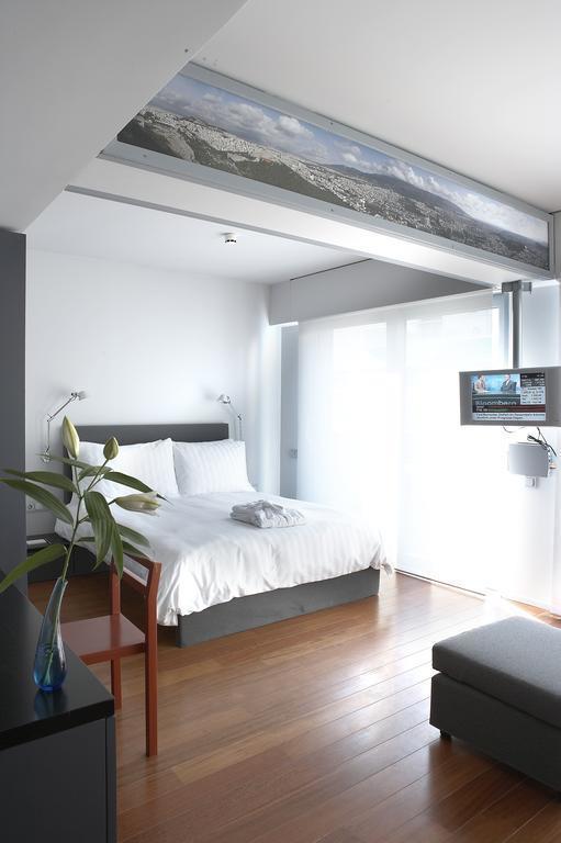 Фото Periscope Hotel 4*