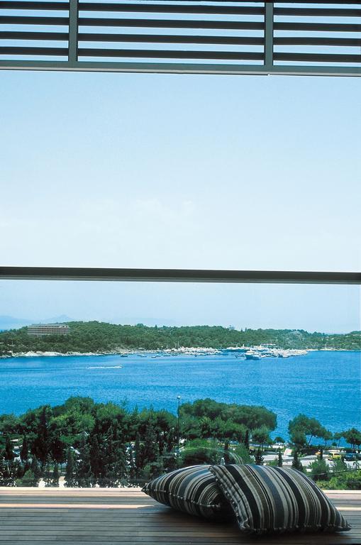 Изображение Plaza Vouliagmeni Strand Hotel 4*