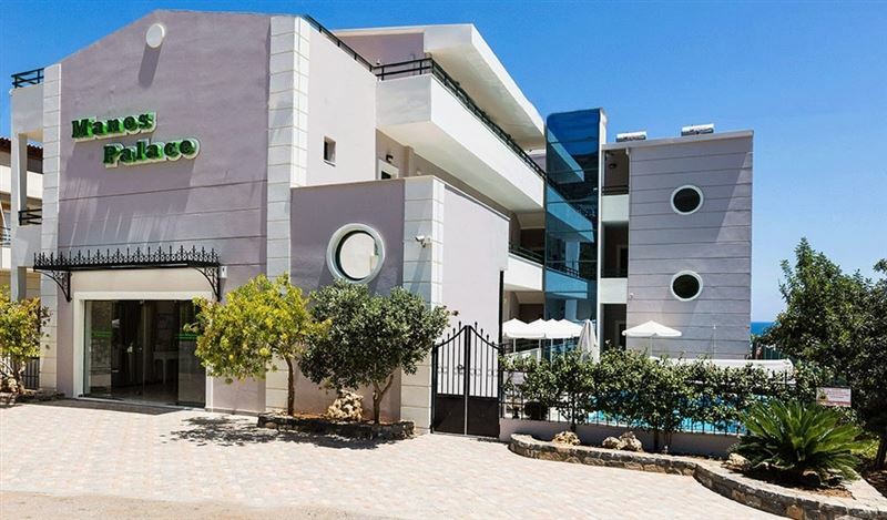 Отель Manos Palace 4*