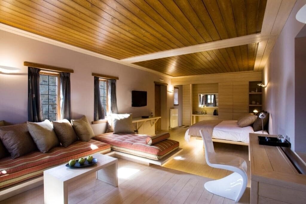 Изображение Kipi Suites 4*