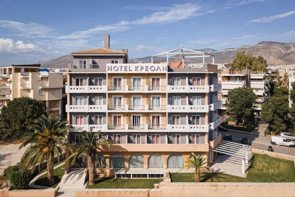 Отель Kreoli Suites Glyfada 3*
