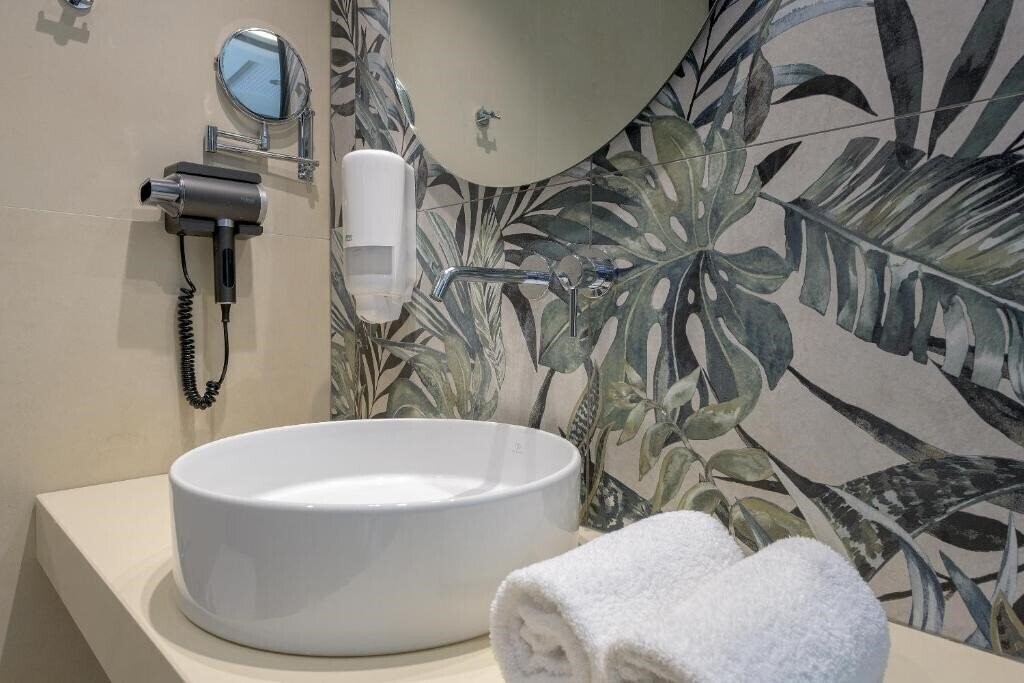 Отель Oceanis Park 4*