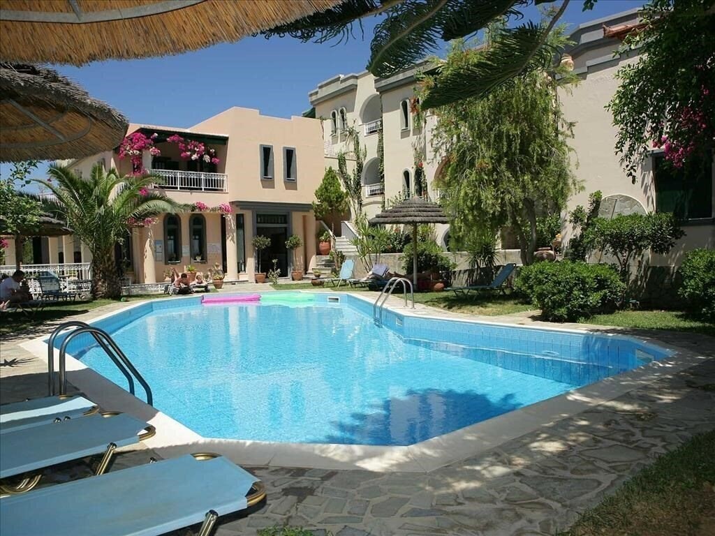 Отель Aquarius Hotel Apartment апартаменты