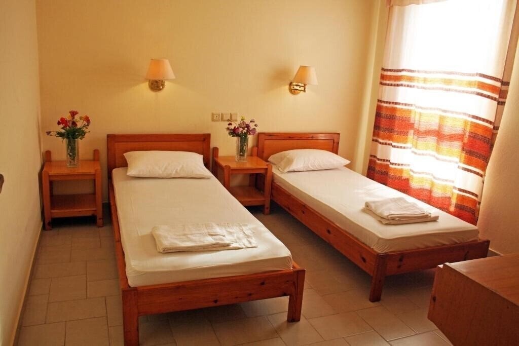 Картинка Haris Apartments апартаменты