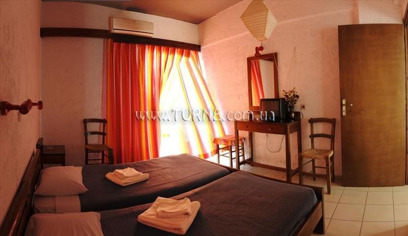 Картинка Violetta Hotel Apartments 2*