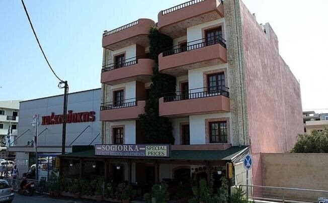 Отель Sogiorka Apartments 2*