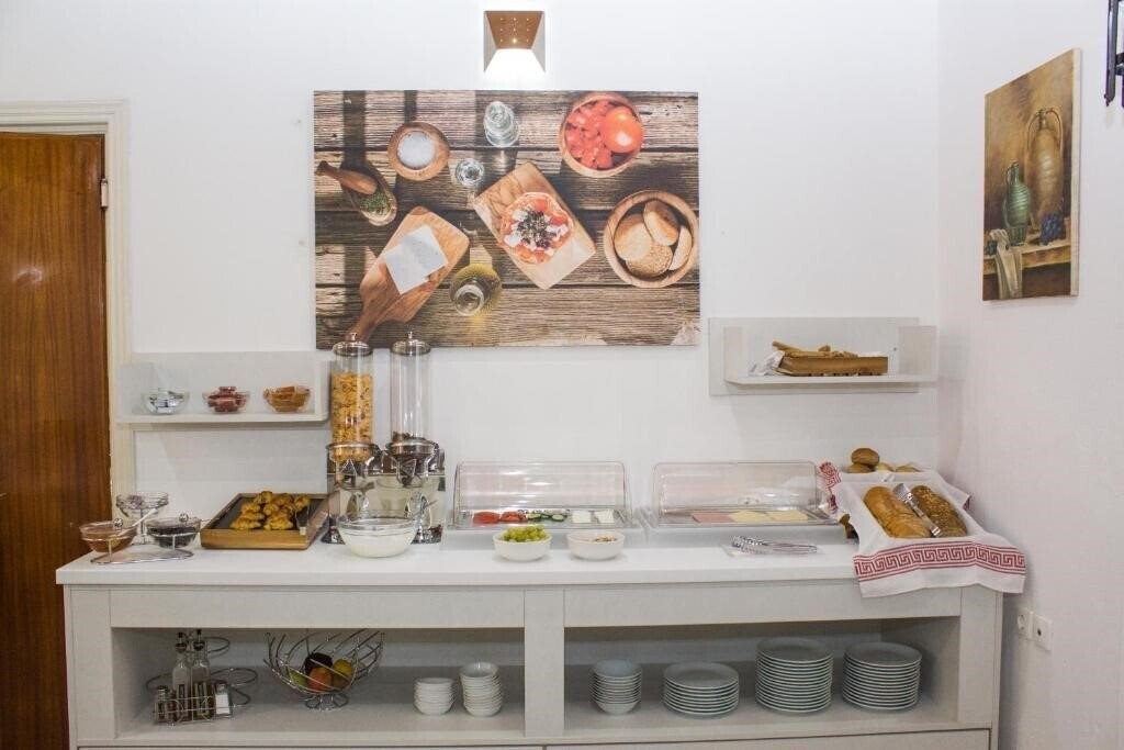 Фотография Zorbas Hotel 2*