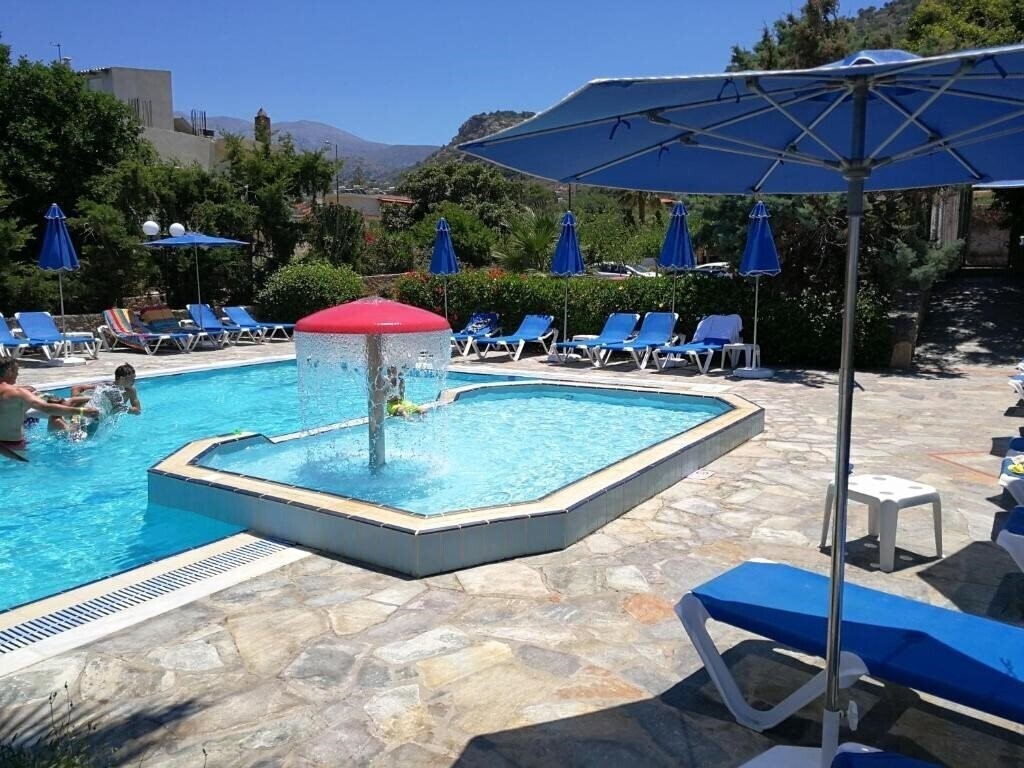 Фотография Camelot Royal Beds 2*