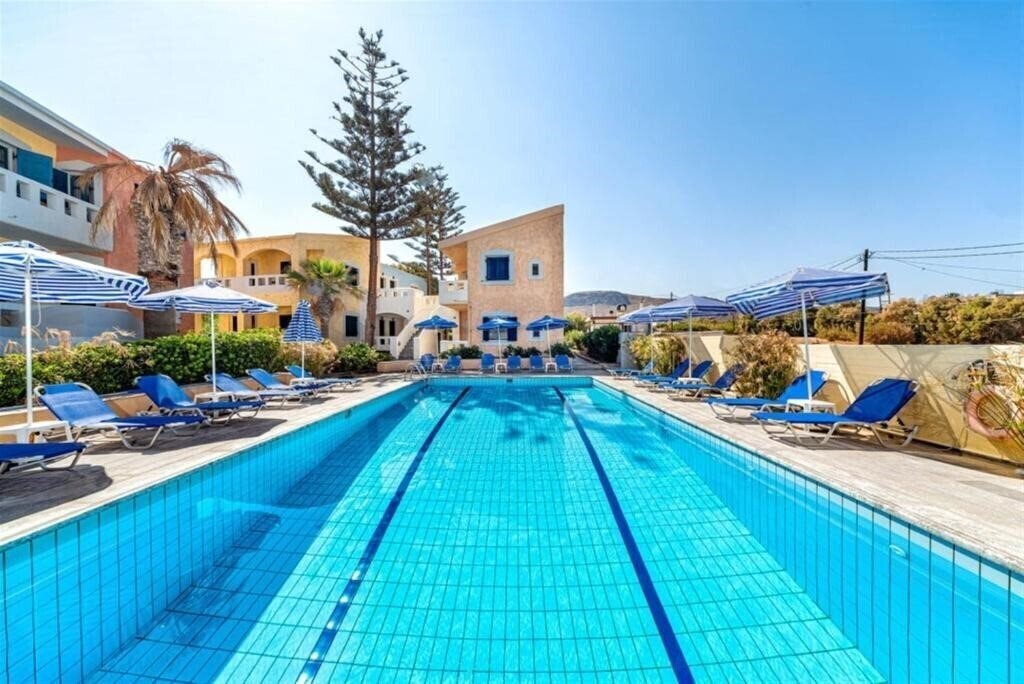 Отель Niros Beach Apartments 3*