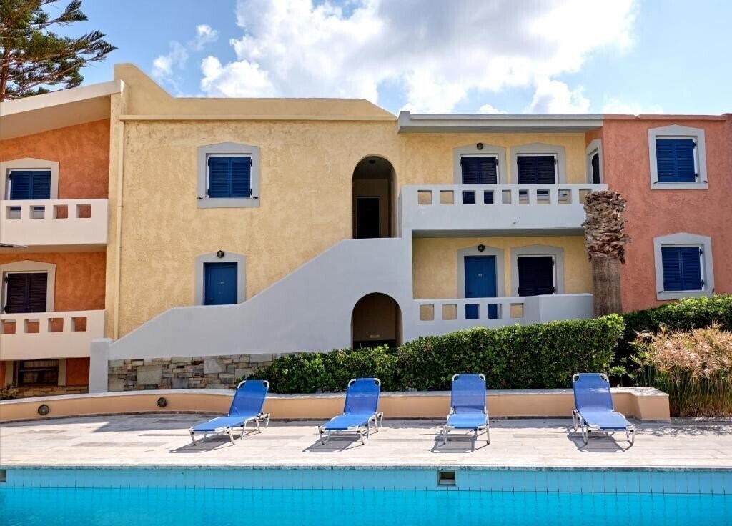 Фотография Niros Beach Apartments 3*