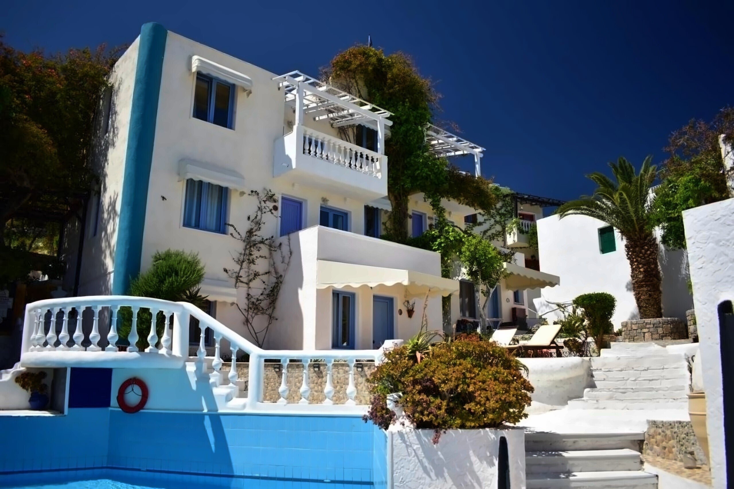 Фотография Korifi Suites & Apartments 4*