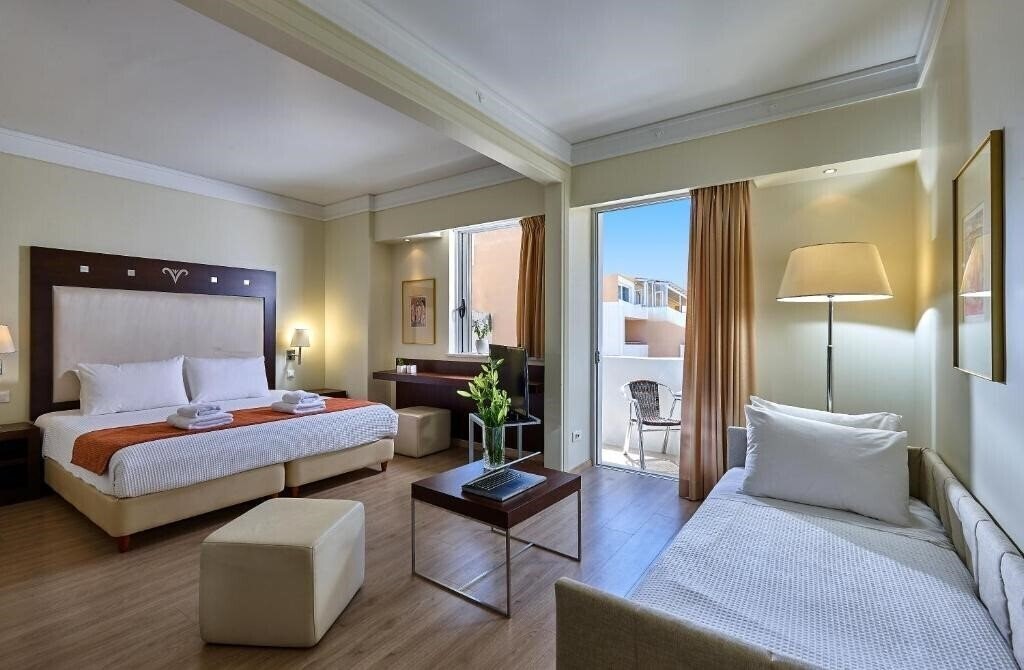 Отель Atrion Hotel Heraklion 3*