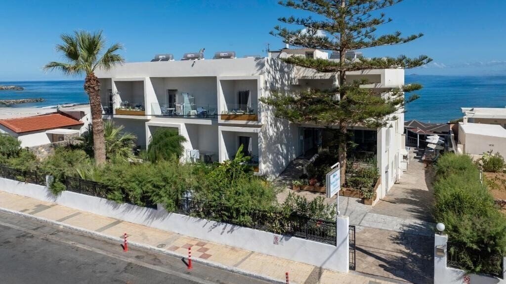 Отель Sunset Beach Shotel + 3*